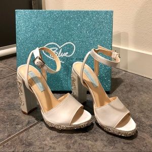 Ivory Betsey Johnson Heels
